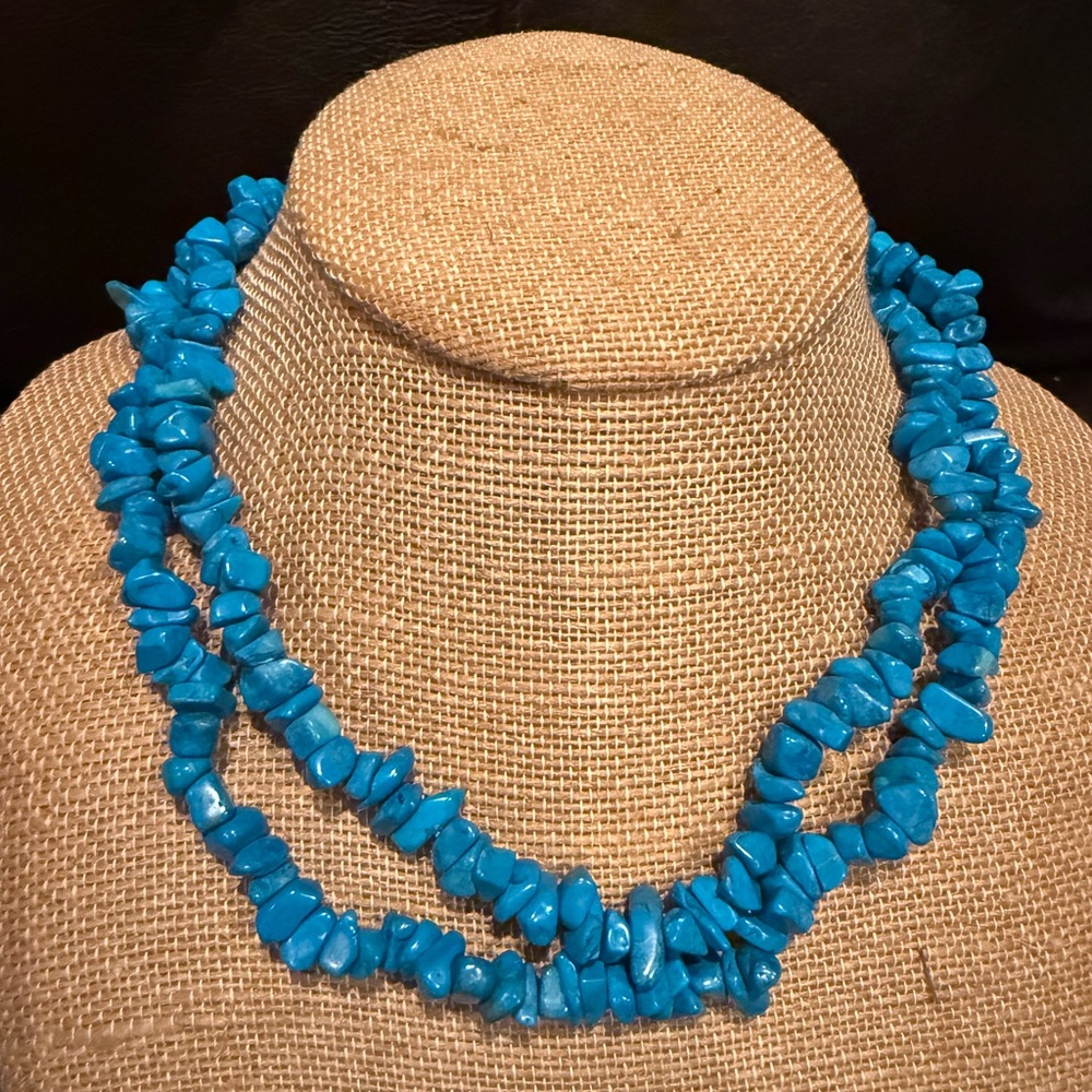 Turquoise Beaded Necklace